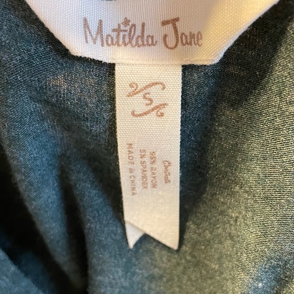 MATILDA JANE ‘Take a Trip’ Green Flowy Tunic T-shirt Women’s Size Small - Picture 9 of 9